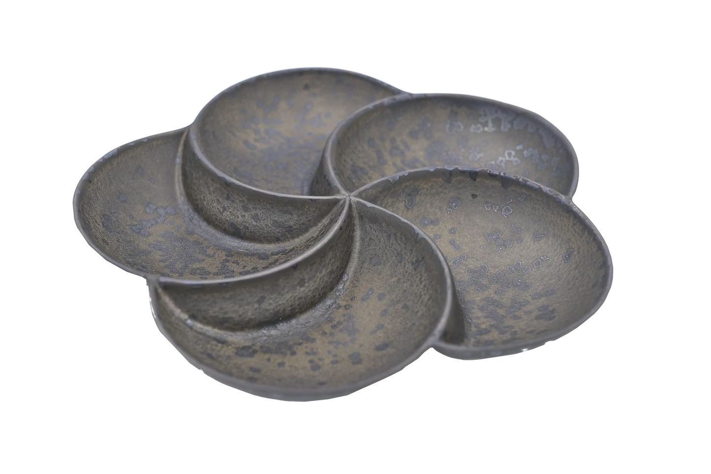 Isometric view of a bronze, 5-section divided plate shaped like a flower petals.