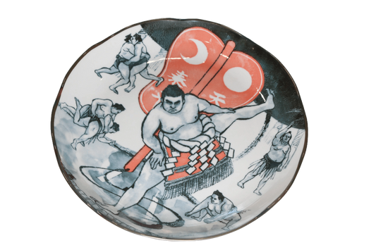 Porcelain Japanese dining plate with 5 sumo wrestlers fighting in many poses.