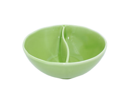 An isometric view of the Missera Kari, a light green divided bowl
